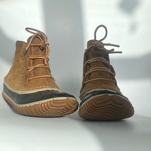 Sorel Winter Ankle Booties